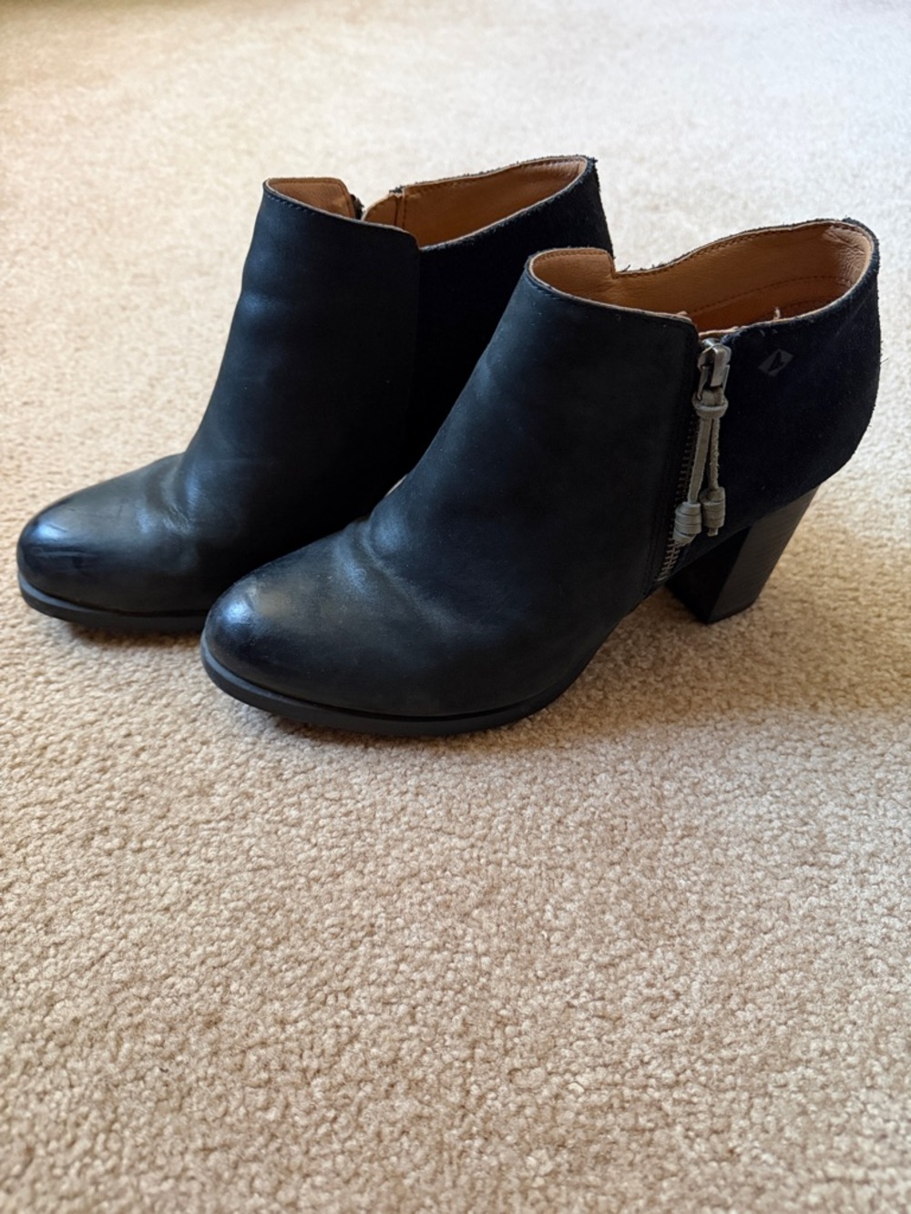 Women’s Sperry Black Leather Ankle Booties with Side Zip